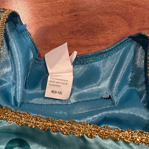 Peacock dress costume size 7-8 small comes with attachments (shown) & headband - Picture 3 of 3